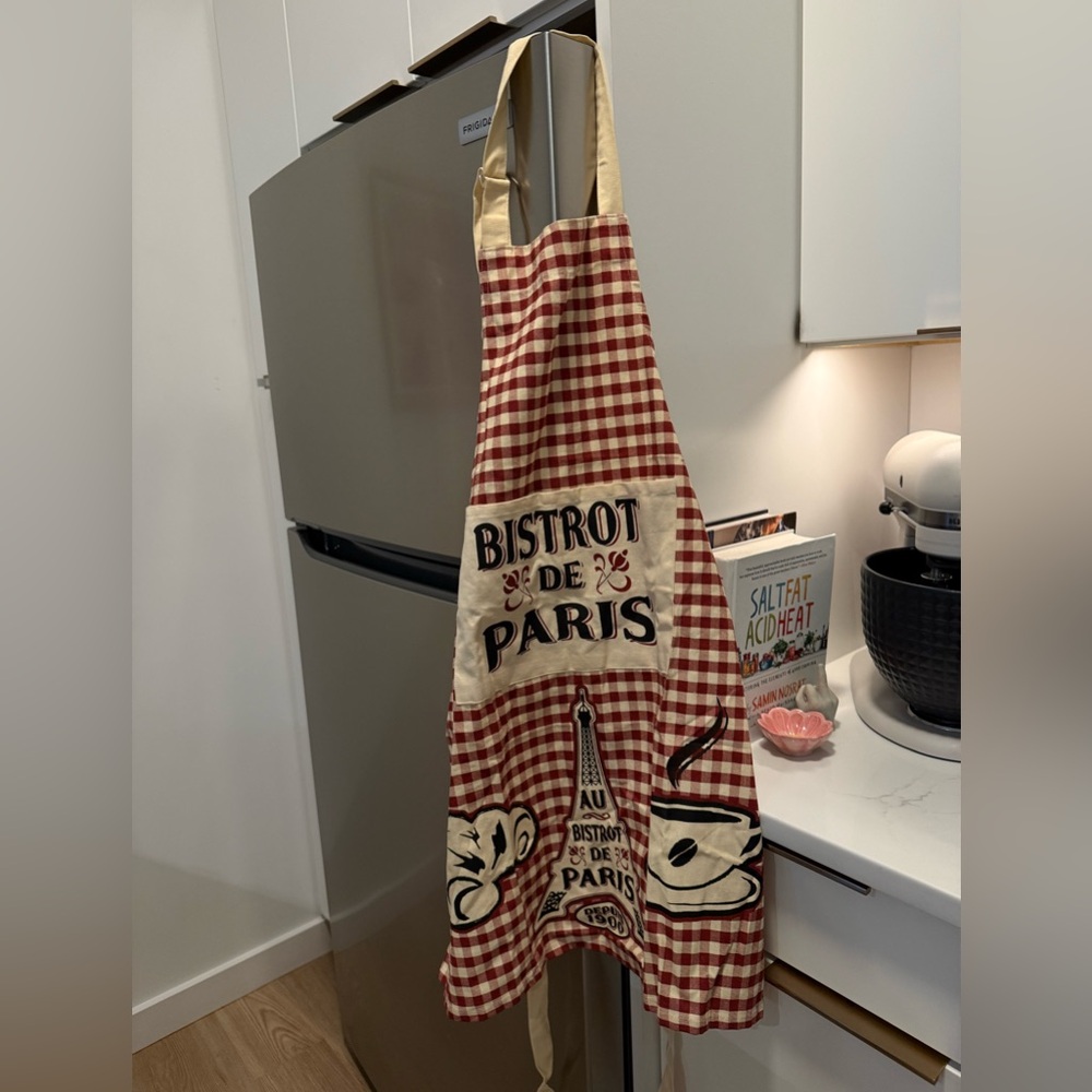 NEW Authentic Parisian Apron *Bistrot De Paris* Gingham Red + White Style